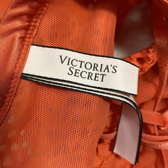 VICTORIA’S SECRET Salmon Lace Bralette - Picture 7 of 8